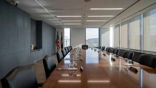 White House to Host Crypto Leaders as CLARITY Act Faces Setback EgonCoin